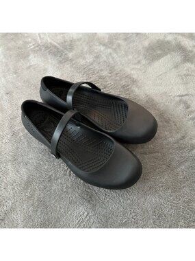 Crocs Alice Black Mary Jane Slip Resistant Flats Work Shoes Women's 8